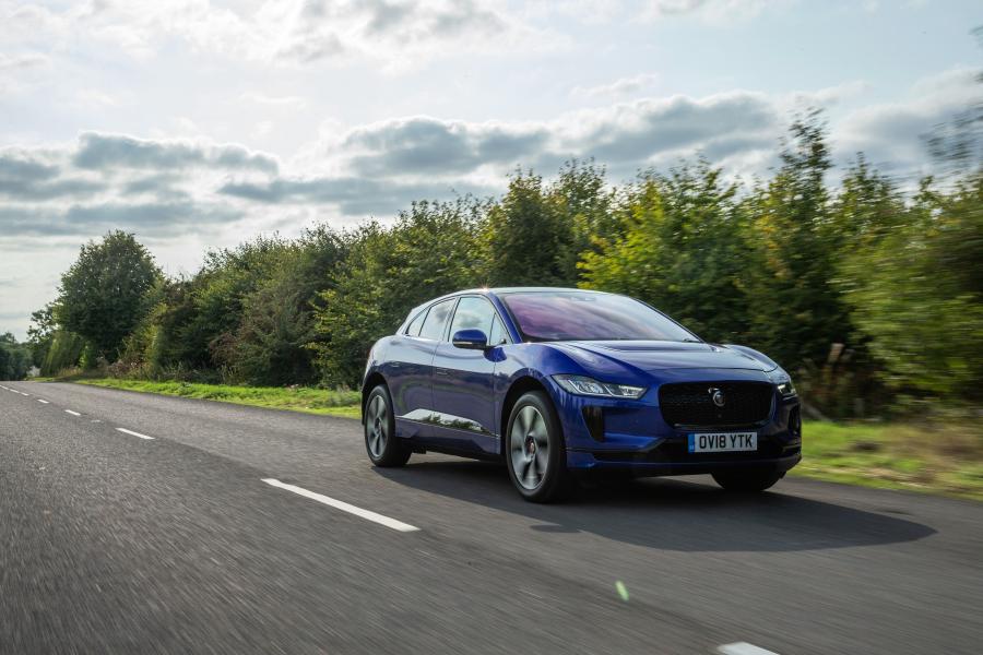  Jaguar I-Pace EV400 AWD S 2018 года  (UK) (фото 13 из 40)